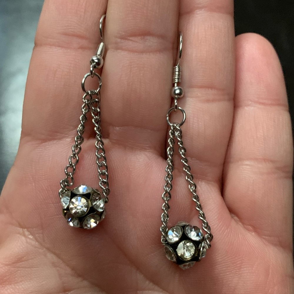 ❤️5/$15 Handcrafted Crystal Ball Silver Chained Dangle Earrings - Picture 2 of 5